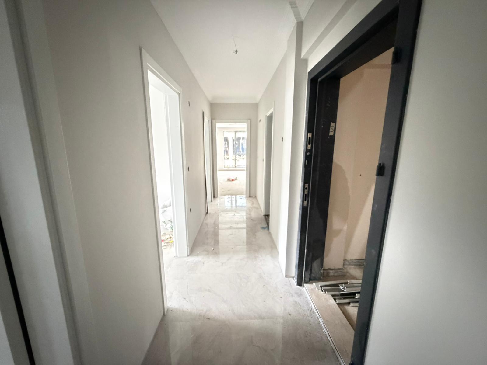 KARAKÖY DE EBEVEYN BANYOLU 2+1 ARAKAT SATILIK DAİRE