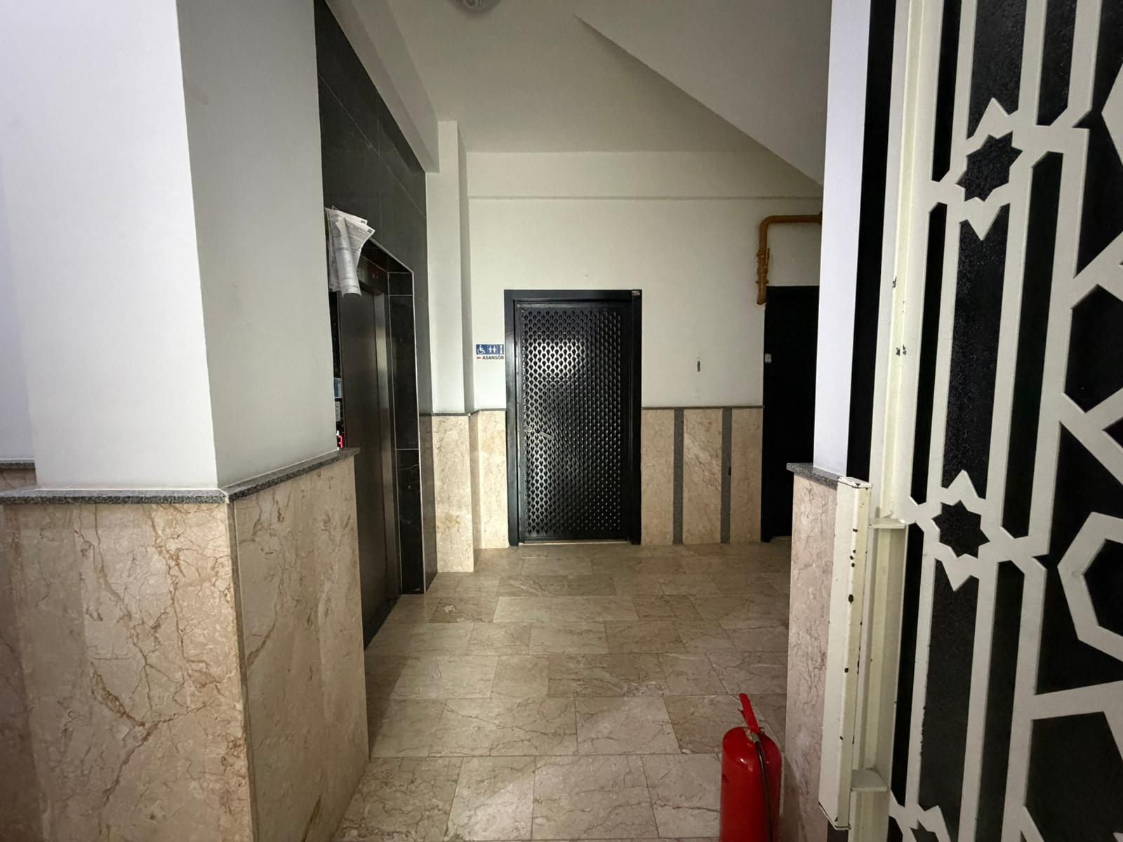 BARTIN MERKEZ BALAMBA DA 3+1 EBEVEYN BANYOLU GARAJLI SATILIK DAİRE